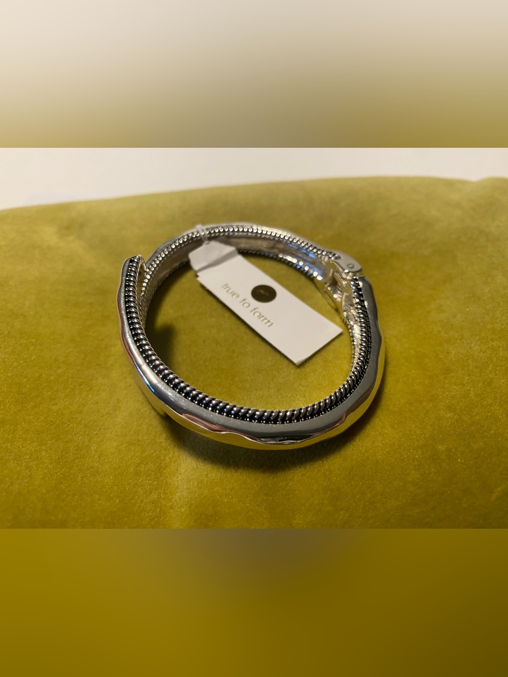 True To Form Chrome Silver Bracelet NWT Brand New Gorgeous!